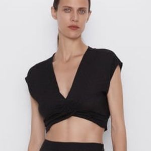 NWT Crop top